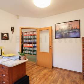 Foto inzerátu Pronájem, komerční - kanceláře, 110 m2, OV Mariánské Hory, okr. Ostrava