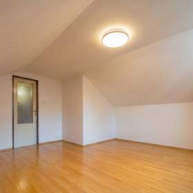 Foto inzerátu Prodej RD 170 m², pozemek 347 m², Holubice, okres Praha-západ