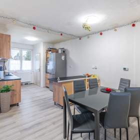 Foto inzerátu Prodej řadového domu 4+kk, pozemek 262 m2, Březnice, ul. 9. května, okr. Příbram