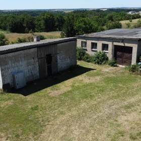 Foto inzerátu Prodej RD 80 m², zemědělská budova 220 m², pozemek 2600 m², Svrkyně, okr. Praha-západ.