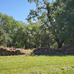 Foto inzerátu Prodej stavebního pozemku 1100 m², Suchdol, okr. Kutná Hora.