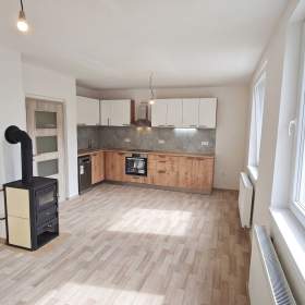 Foto inzerátu Prodej RD 5+kk 160 m2, pozemek 359 m2, Popovice, okr. Benešov.