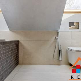 Foto inzerátu Pronájem nadstandartního podkrovního bytu 2+kk/65m²  na ul. Daliborova, Ostrava - Mariánské Hory