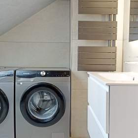 Foto inzerátu Pronájem nadstandartního podkrovního bytu 2+kk/65m²  na ul. Daliborova, Ostrava - Mariánské Hory