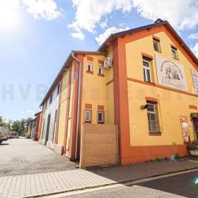 Foto inzerátu Prodej, komerční – pekárna 642 m2, pozemek 588 m2, OV Mariánské Hory