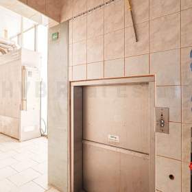 Foto inzerátu Prodej, komerční – pekárna 642 m2, pozemek 588 m2, OV Mariánské Hory