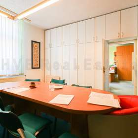 Foto inzerátu Prodej, komerční – pekárna 642 m2, pozemek 588 m2, OV Mariánské Hory