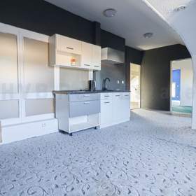 Foto inzerátu Prodej, komerční – pekárna 642 m2, pozemek 588 m2, OV Mariánské Hory