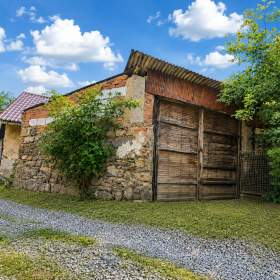 Prodej garáže 25 m2 na pozemku 32 m2, osobní vlastnictví, Benešov - Mrač / 19946208
