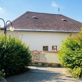 Foto inzerátu Prodej stavby občanské vybavenosti, cca 380 m2, v centru města Přibyslav, okr. Havlíčkův Brod