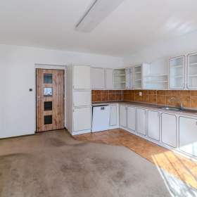 Foto inzerátu Pronájem bytu 3+1 90 m2, Vacíkov, okres Příbram
