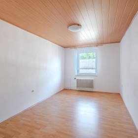 Foto inzerátu Pronájem bytu 3+1 90 m2, Vacíkov, okres Příbram