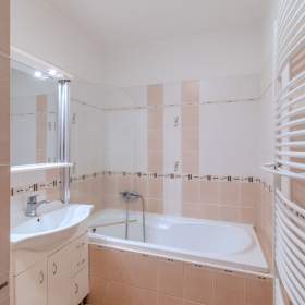 Foto inzerátu Pronájem bytu 3+1 90 m2, Vacíkov, okres Příbram