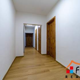 Foto inzerátu Prodej bytu 3+1 s lodžií, 74m², Ostrava - Hrabůvka