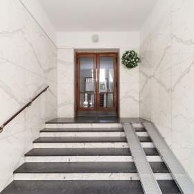 Foto inzerátu Pronájem bytu 2+kk 62 m2, OV, Praha 4 - Podolí, ul. Dvorecké náměstí