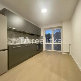 Pronájem, Rodinný dům, 85 m2 / 18720467