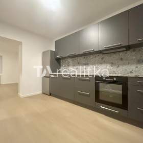 Foto inzerátu Pronájem, Rodinný dům, 85 m2