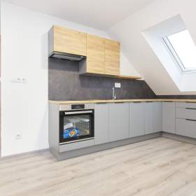 Prodej bytu 3+KK podkrovní 91 m2 ul. Zárubecká, Ostrava Slezská Ostrava / 18989982