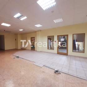 Pronájem, prodejny, 126 m2 / 19373684