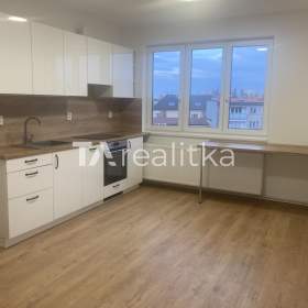 Pronájem, byt 1+kk, 27 m2 / 19395544