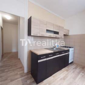 Prodej, byt 2+1, 54 m2 / 19403381