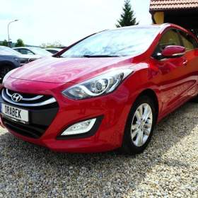 Hyundai i30 TRIKOLOR PARKING 1,6 CVVT 88 k / 19446742