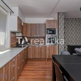 Prodej, byt 4+kk, 100 m2 / 19491868