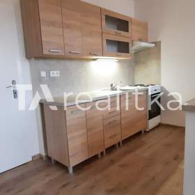 Prodej, byt 1+kk, 33 m2 / 19587623