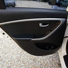 Foto inzerátu Hyundai i30 TRIKOLOR WEEKEND 1,6 GDI 99 kW