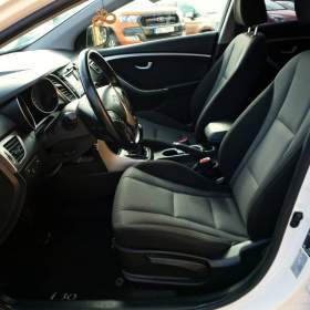 Foto inzerátu Hyundai i30 TRIKOLOR WEEKEND 1,6 GDI 99 kW