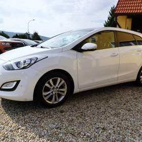 Foto inzerátu Hyundai i30 TRIKOLOR WEEKEND 1,6 GDI 99 kW