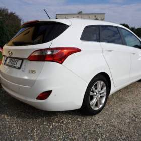 Foto inzerátu Hyundai i30 TRIKOLOR WEEKEND 1,6 GDI 99 kW