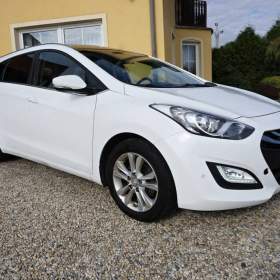 Foto inzerátu Hyundai i30 TRIKOLOR WEEKEND 1,6 GDI 99 kW
