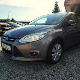Ford Focus TREND 1,6 16V 77 kW / 19608051