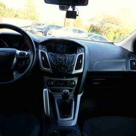 Foto inzerátu Ford Focus TREND 1,6 16V 77 kW