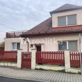 Prodej, Rodinný dům, 150 m2 / 19620223