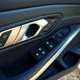 Foto inzerátu BMW M-PAKET xDrive 330d 210 kW