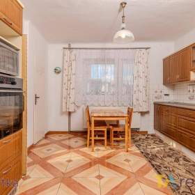 Foto inzerátu Prodej, Rodinný dům, 220 m2