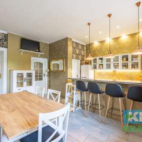 Foto inzerátu Prodej, prvorepubliková vila s pozemkem 2 600 m², Ostrava, ul. Muglinovská