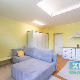 Foto inzerátu Prodej, prvorepubliková vila s pozemkem 2 600 m², Ostrava, ul. Muglinovská