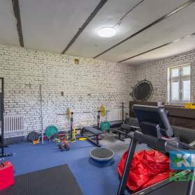 Foto inzerátu Prodej, prvorepubliková vila s pozemkem 2 600 m², Ostrava, ul. Muglinovská