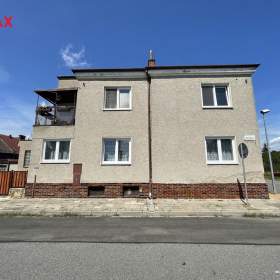 Prodej cihlového bytu 3+1 s garáží a zahradou, Vaníčkova, Olomouc / 18402908