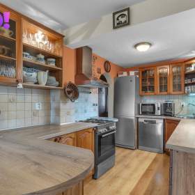 Foto inzerátu Prodej rodinného domu 3+1 a restaurace, ulice Na Výsluní, Chrudim