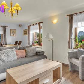 Foto inzerátu Prodej rodinného domu 3+1 a restaurace, ulice Na Výsluní, Chrudim