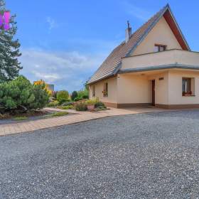 Foto inzerátu Prodej restaurace a rodinného domu 3+1, ulice Na Výsluní, Chrudim