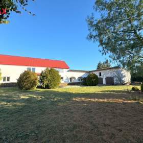 Prodej rodinného domu, cca 186 m2, s pozemky 7 638m2, Renoty / 18864526