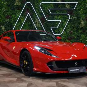 Ferrari 812 Superfast Pas- Display Lift JBL Záruka / 18869012