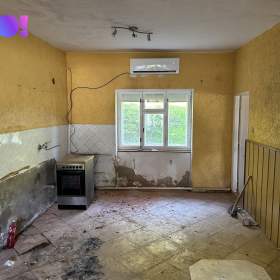 Foto inzerátu Prodej rodinného domu 990 m², pozemek 6 400 m² , Lukavice