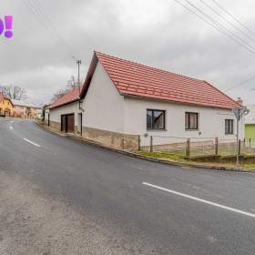 Prodej rodinného domu 3+1, 406 m², Kunovice / 19314077
