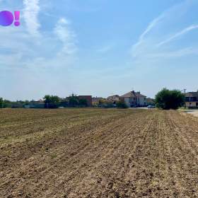 Foto inzerátu Prodej stavebního pozemku, 1900 m², Zvěrkovice, okres Třebíč